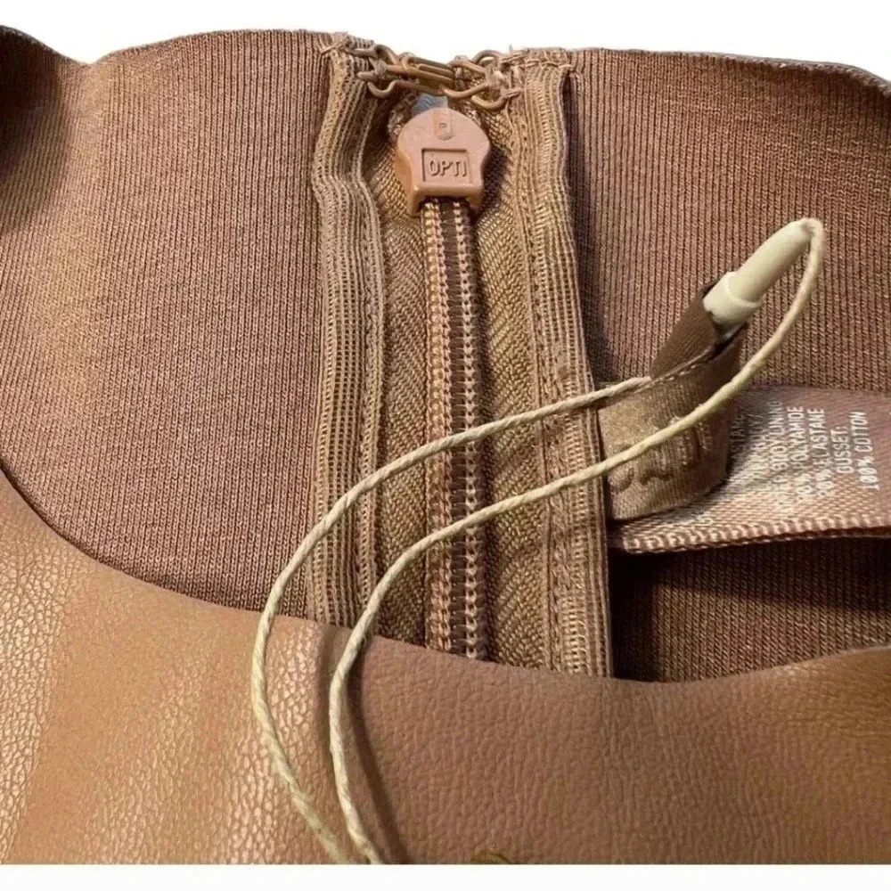 SKIMS Faux Leather Brown (Jasper) Crew Neck Bodysuit Size XL NWT - Picture 8 of 15